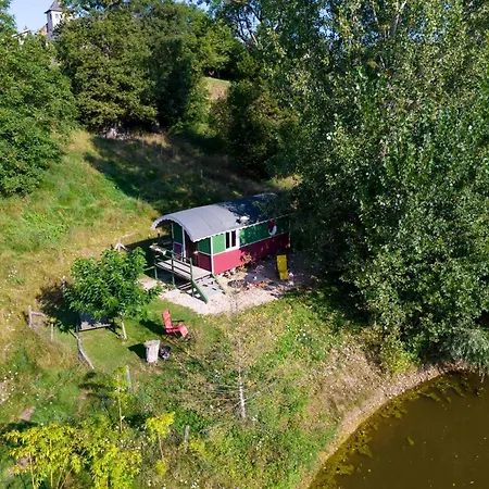 Alojamento de Turismo Selvagem Ecrin Du Segala - Roulotte Insolite Tauriac-de-Naucelle